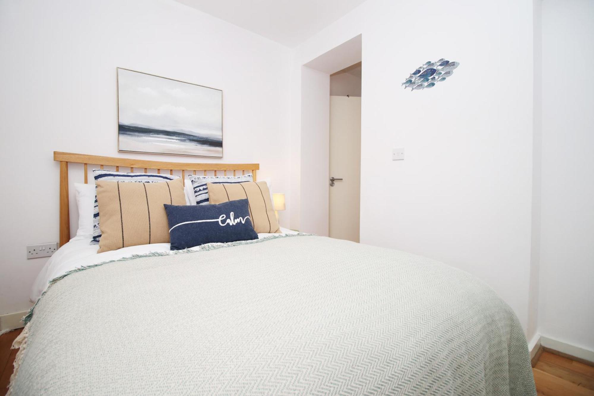 Coastal Penarth Dream! Close To Cardiff Superb Location Near Bars And Restaurants! Dog Friendly And Welcome Breakfast Pack! Экстерьер фото