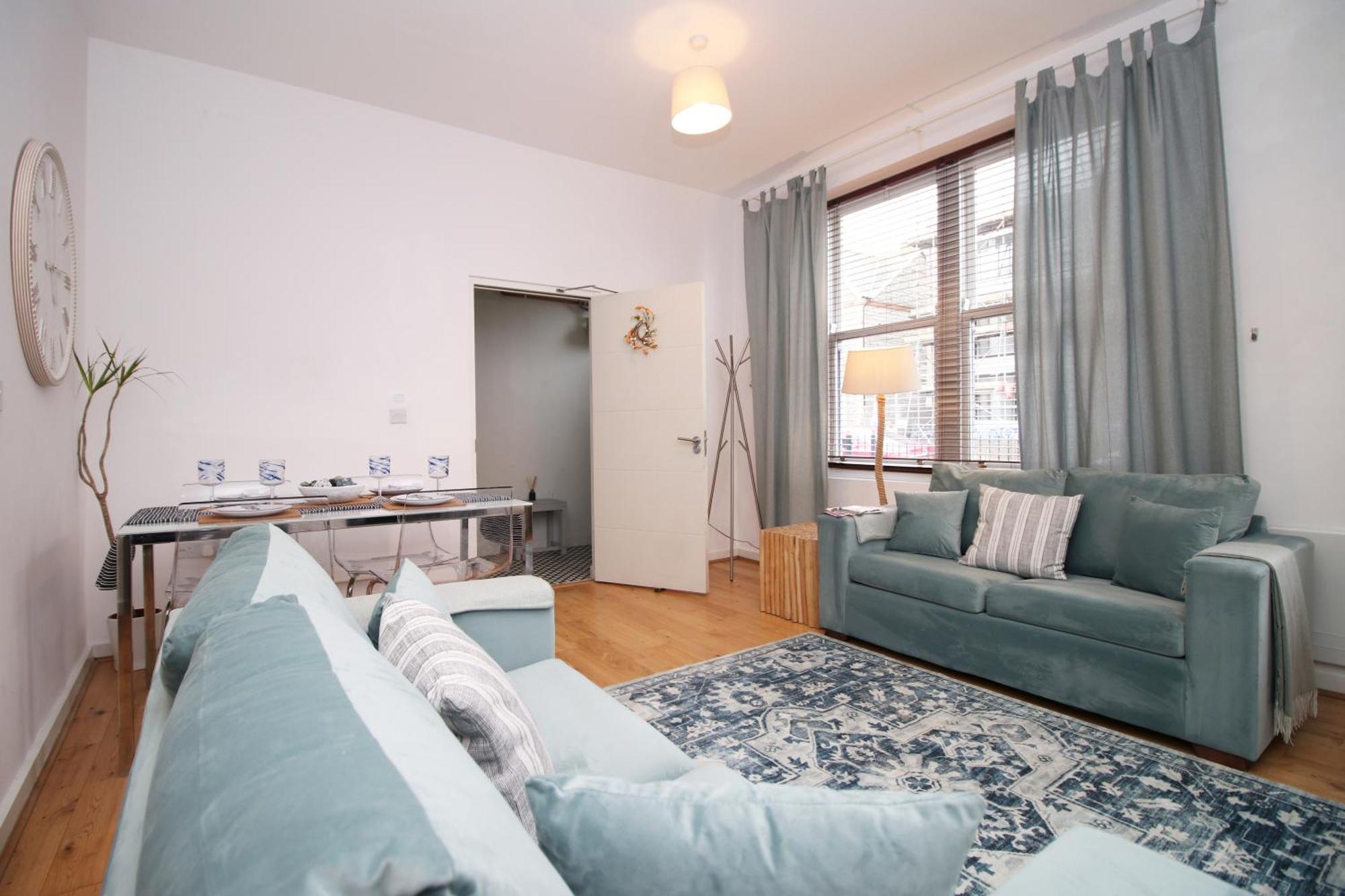 Coastal Penarth Dream! Close To Cardiff Superb Location Near Bars And Restaurants! Dog Friendly And Welcome Breakfast Pack! Экстерьер фото