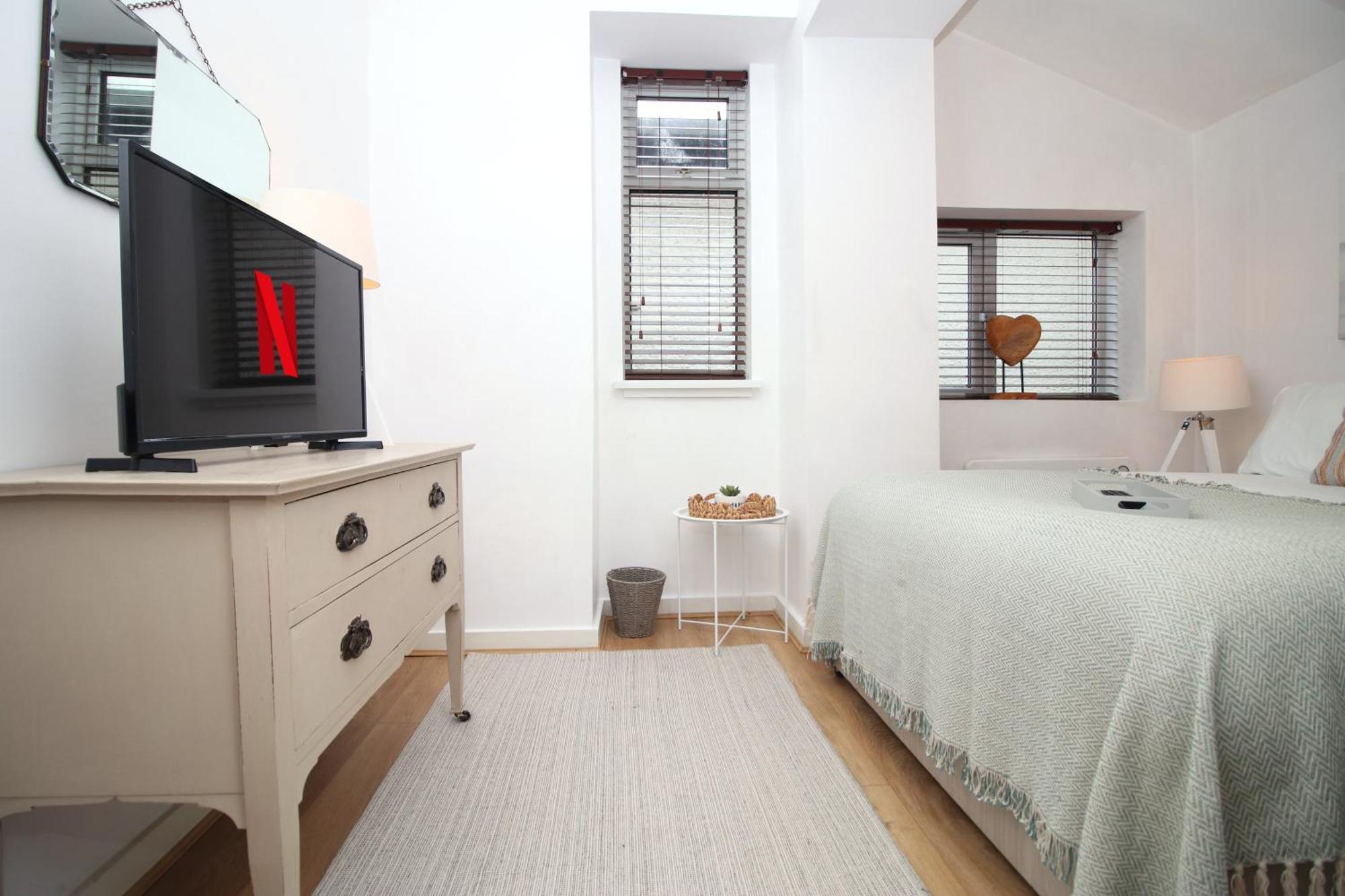 Coastal Penarth Dream! Close To Cardiff Superb Location Near Bars And Restaurants! Dog Friendly And Welcome Breakfast Pack! Экстерьер фото