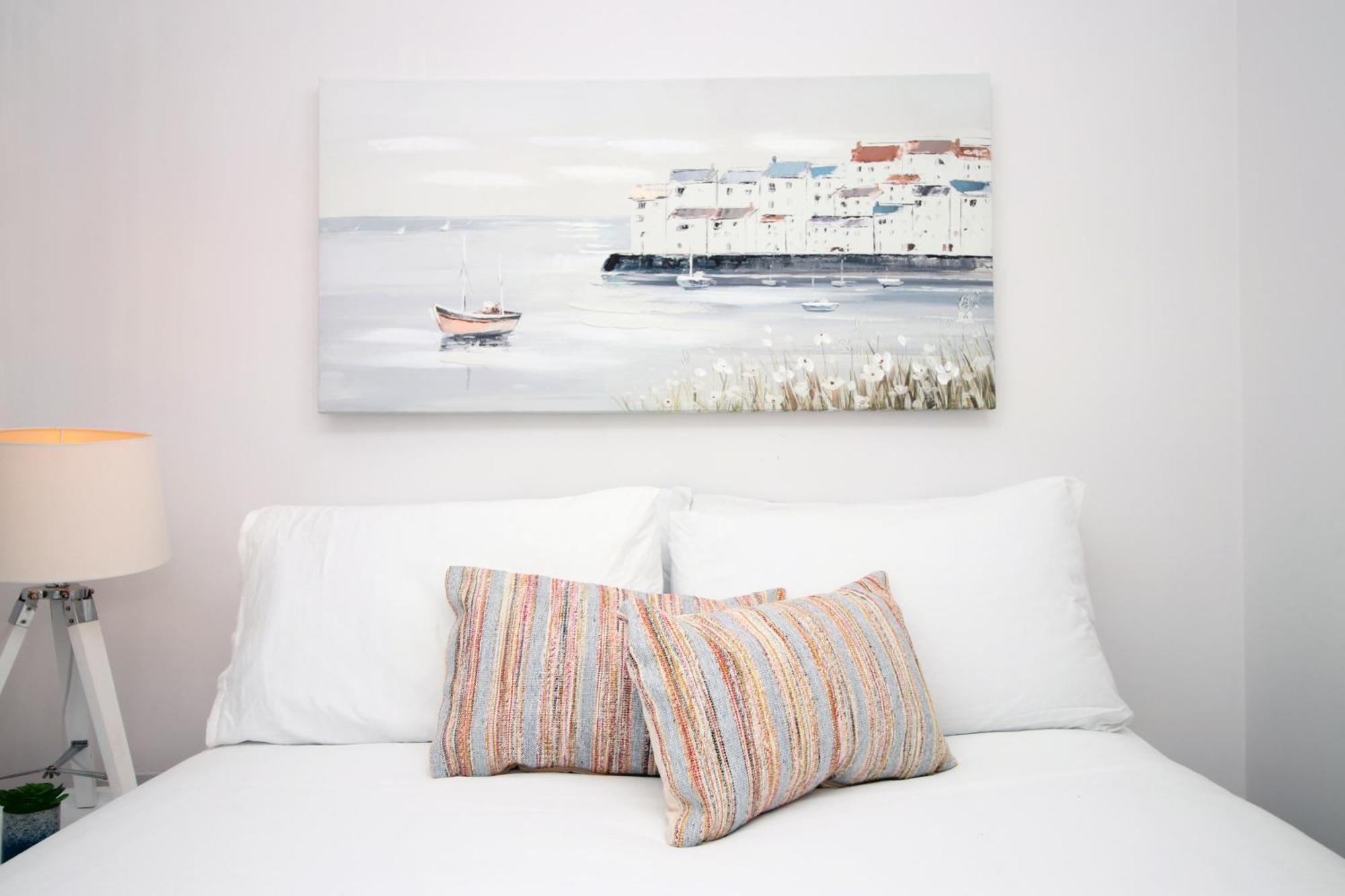 Coastal Penarth Dream! Close To Cardiff Superb Location Near Bars And Restaurants! Dog Friendly And Welcome Breakfast Pack! Экстерьер фото